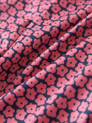 Polos elásticos ligeros con estampado juvenil